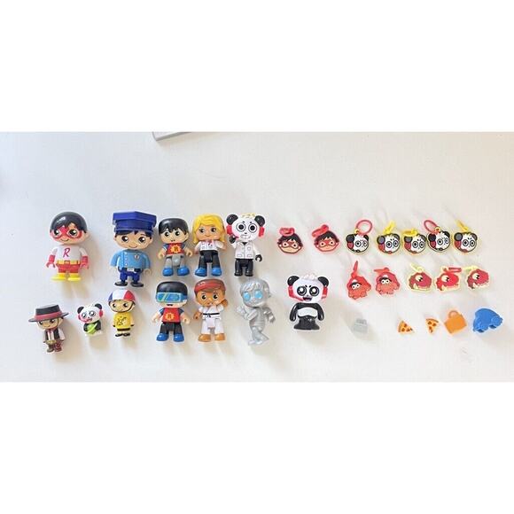 Ryans World Figures Lot Of 30 Ryan’s Toy Characters Figures & Accessories - Picture 3 of 10